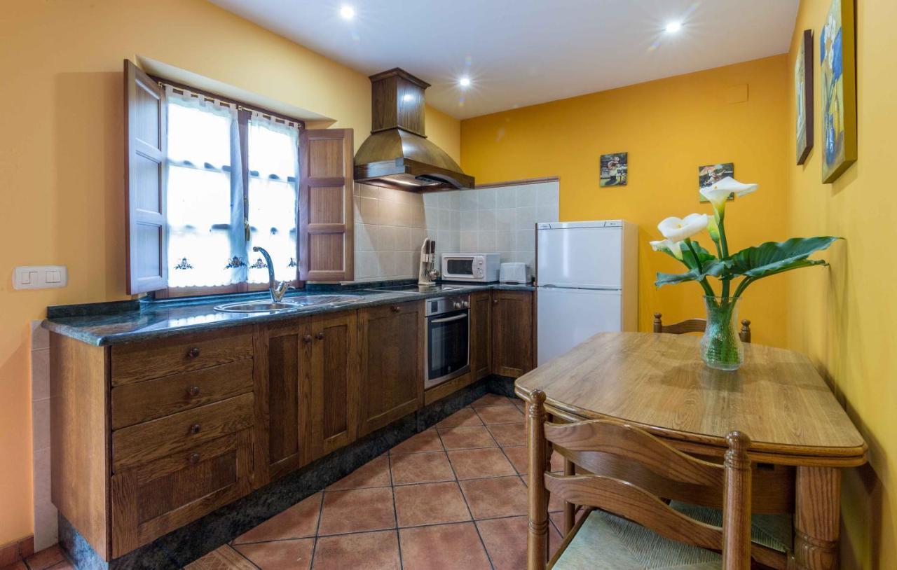 Apartamentos Castrovaselle Nº2 Тапия-де-Касарьего Экстерьер фото